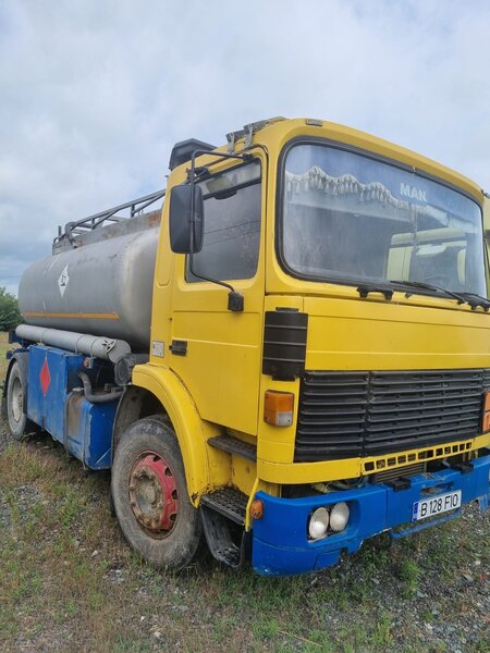 Cisterna produse petroliere